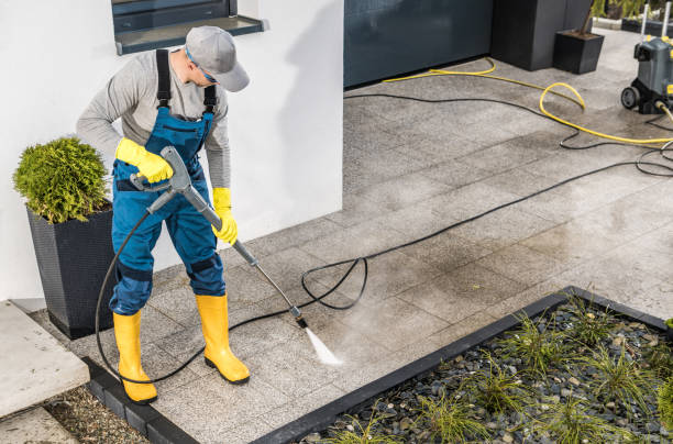 Why Choose Our Certified Pressure Washing Experts for Your Project Needs in Fountainebleau, FL?